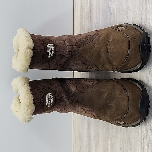 The North Face Womens Quilted Winter Boots Cozy Shearling  Waterproof  Brown 9.5 - Picture 8 of 16